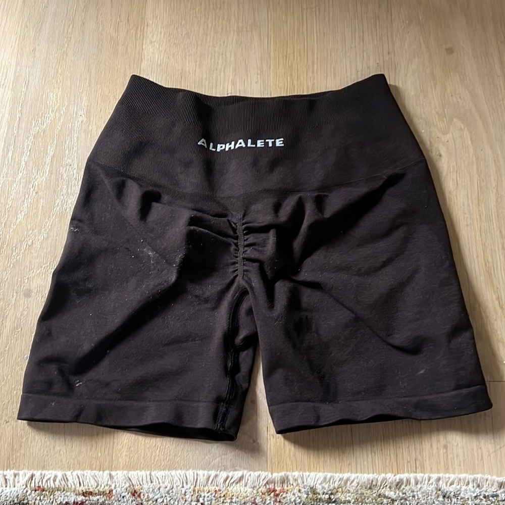 Alphalete chocolate brown amplify shorts